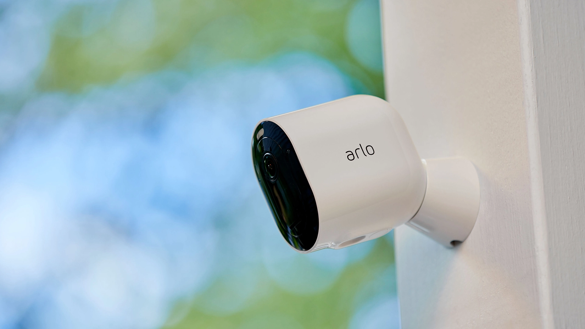 Arlo Pro 4