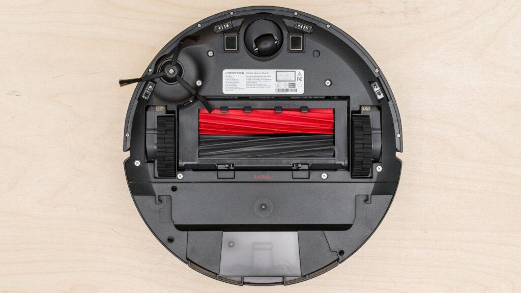 build-quality-robot-large-1-1024x576 Roborock Q5 Max+ Review: Affordable, Powerful & Smart Cleaning